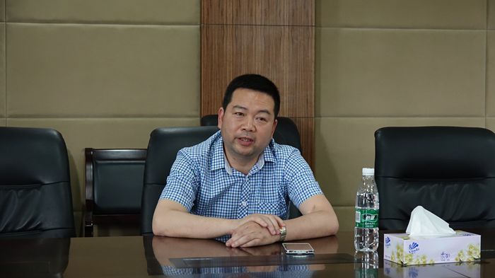 副院长蒋鸿涛汇报工作_副本.jpg